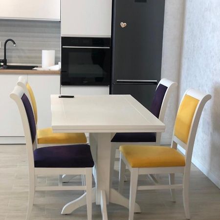 Apartment Luxury Ramnicu Valcea Exterior photo